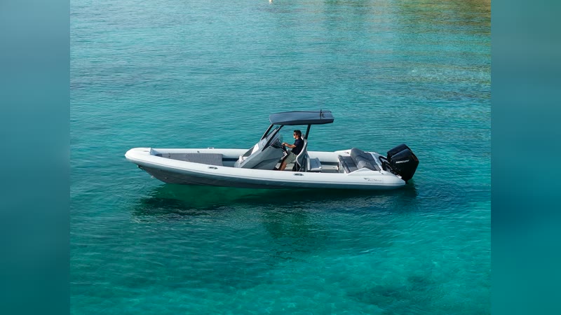 RIBCO Blade 30 over crystal-clear turquoise water